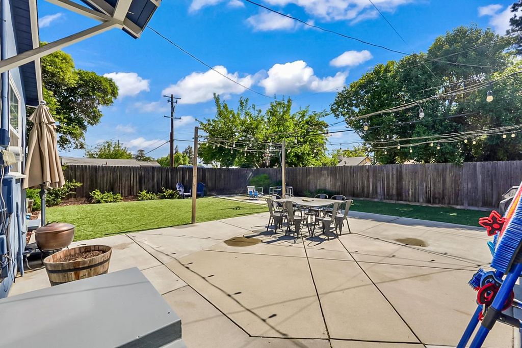 Image 19 of property listing at 1820 Orchard Lane, Merced, CA 93540