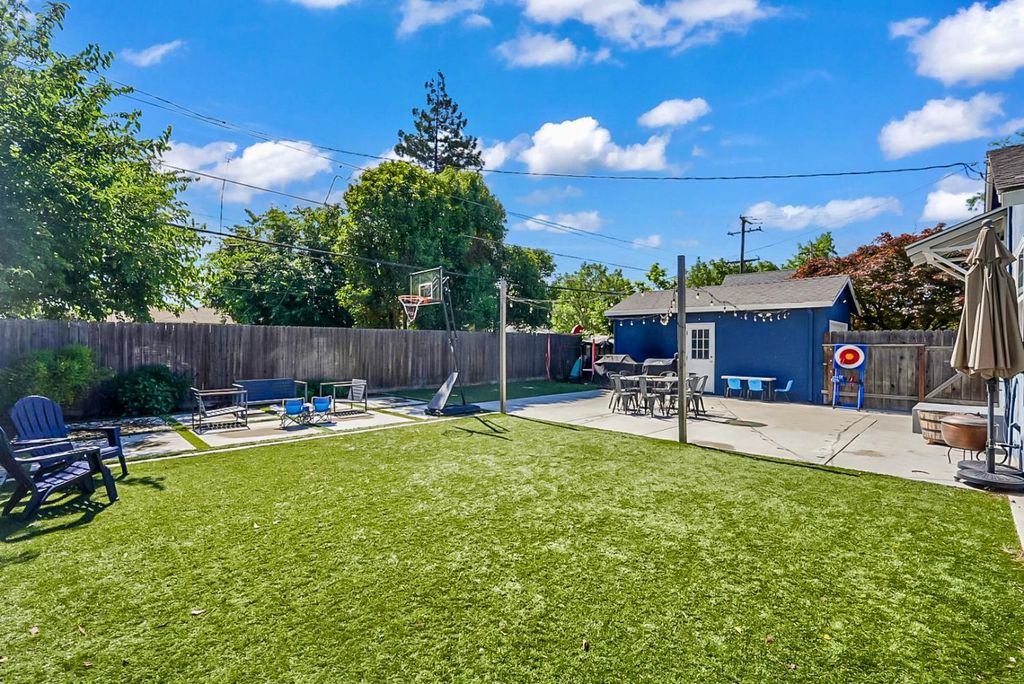 Image 22 of property listing at 1820 Orchard Lane, Merced, CA 93540