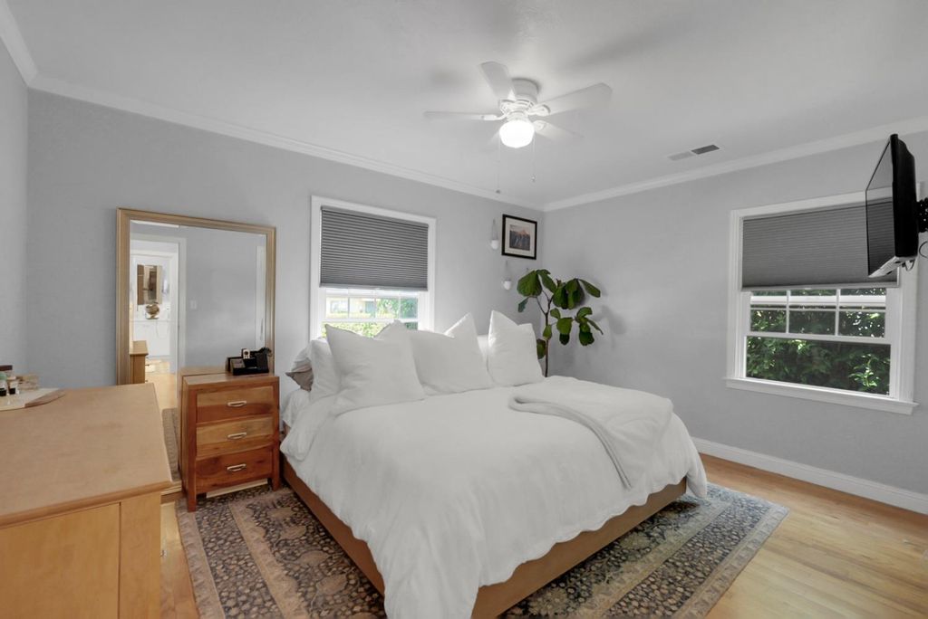 Image 6 of property listing at 1820 Orchard Lane, Merced, CA 93540
