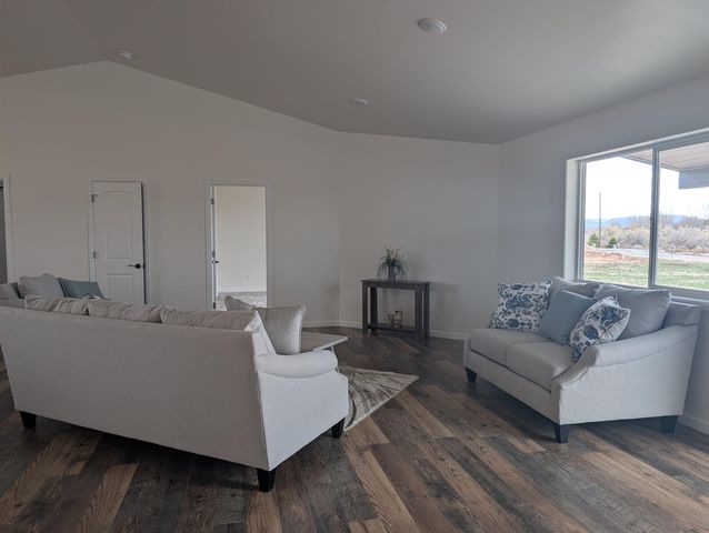 20224 Lilac Lane, Eckert, CO 81418