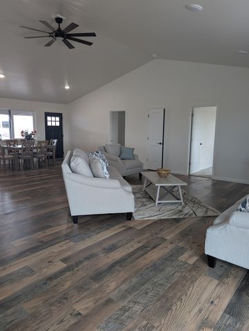 20224 Lilac Lane, Eckert, CO 81418