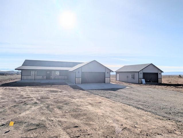 20224 Lilac Lane, Eckert, CO 81418