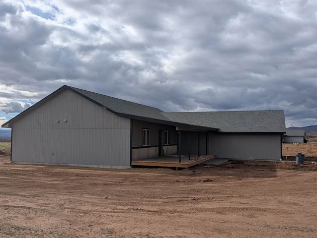 20224 Lilac Lane, Eckert, CO 81418