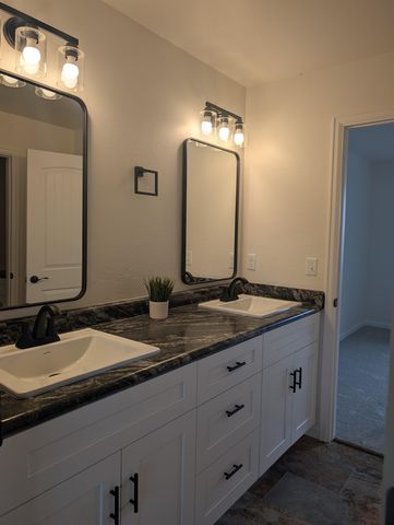 20224 Lilac Lane, Eckert, CO 81418