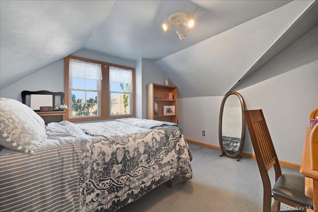 11 Muriel Road, Port Washington, NY 11050