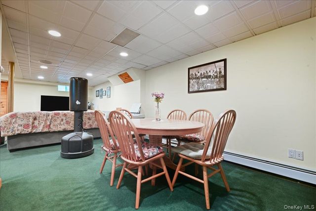 11 Muriel Road, Port Washington, NY 11050