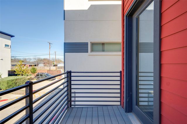 1417 Kramer LN 13, Austin, TX 78758