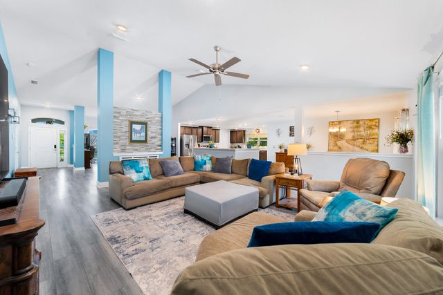 416 SE Jupiter Terrace, Port St. Lucie, Port St Lucie, FL 34983