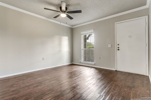 109 hill, San Antonio, TX 78212