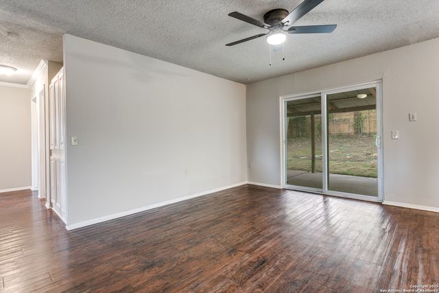 109 hill, San Antonio, TX 78212