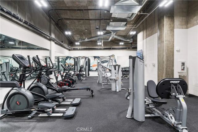 709 E Walnut Street 215, Pasadena, CA 91101