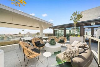 709 E Walnut Street 215, Pasadena, CA 91101