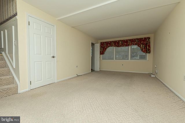 116 AUTUMN HORSESHOE, Newark, DE 19702