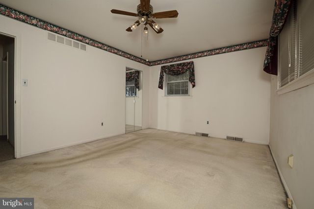 116 AUTUMN HORSESHOE, Newark, DE 19702