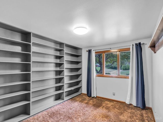 3243 Windmill Drive, Beavercreek, OH 45432