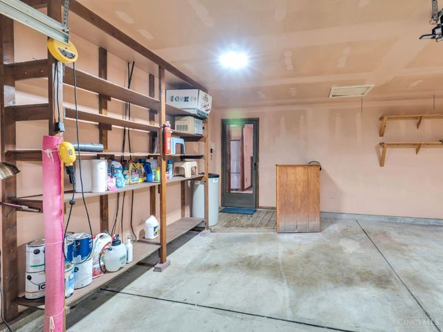 3243 Windmill Drive, Beavercreek, OH 45432