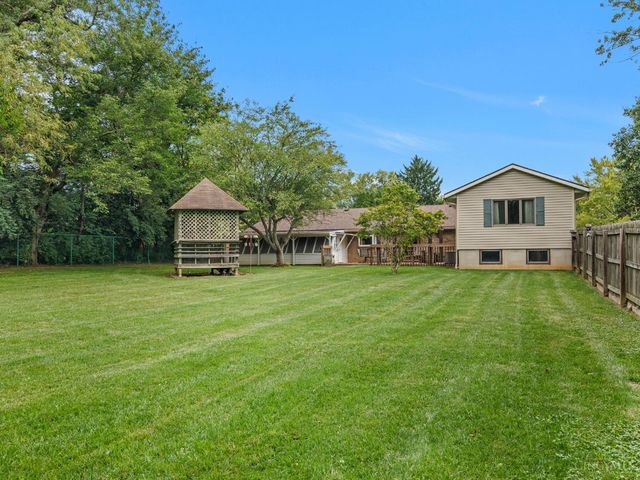 3243 Windmill Drive, Beavercreek, OH 45432