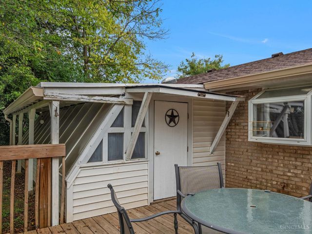 3243 Windmill Drive, Beavercreek, OH 45432