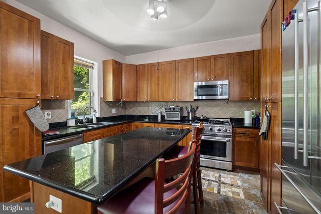 1210 S 45TH ST, Philadelphia, PA 19104