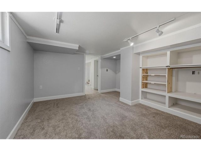4660 E 16th Ave, Denver, CO 80220