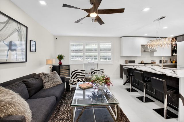 5530 NE Trieste Terrace, Boca Raton, FL 33487