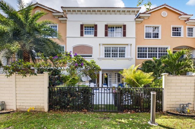 5530 NE Trieste Terrace, Boca Raton, FL 33487