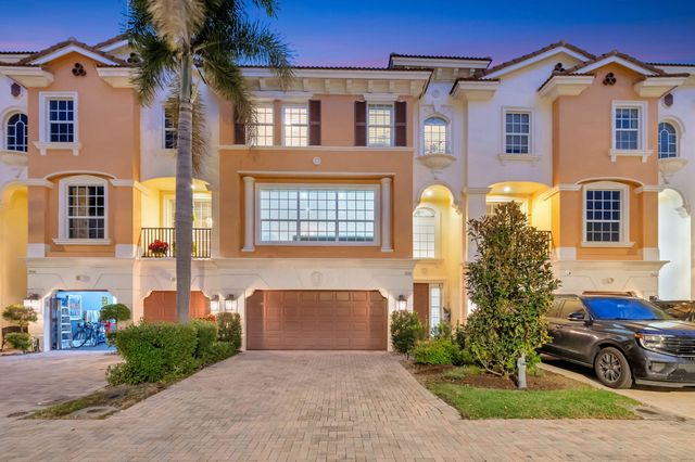 5530 NE Trieste Terrace, Boca Raton, FL 33487