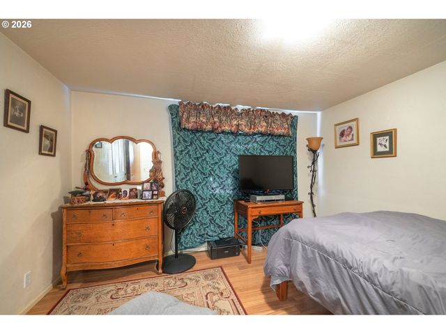 2190 PIERCE St, Eugene, OR 97405