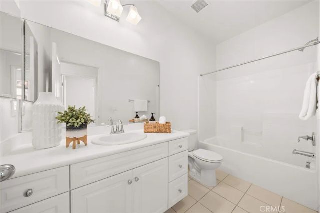 153 Fixie, Irvine, CA 92618