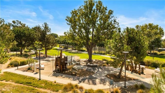 153 Fixie, Irvine, CA 92618