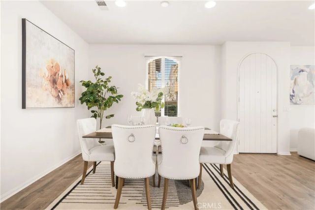 153 Fixie, Irvine, CA 92618