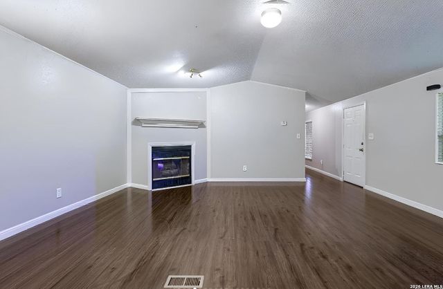 23414 Dragon Rock, Elmendorf, TX 78112