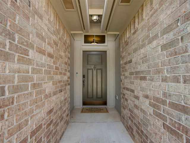 2612 NW 183rd Street, Edmond, OK 73012