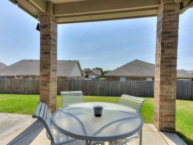 2612 NW 183rd Street, Edmond, OK 73012