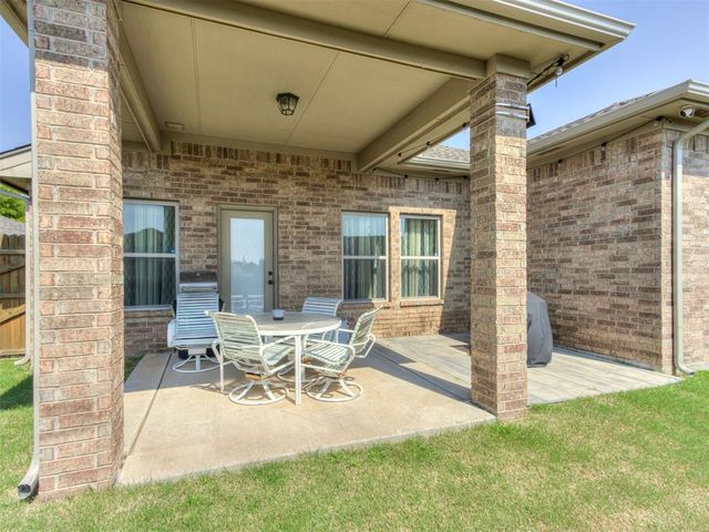 2612 NW 183rd Street, Edmond, OK 73012