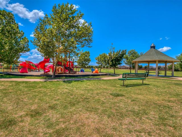 2612 NW 183rd Street, Edmond, OK 73012