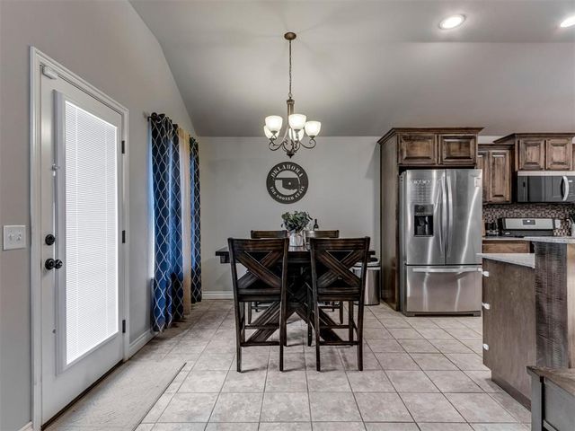 2612 NW 183rd Street, Edmond, OK 73012