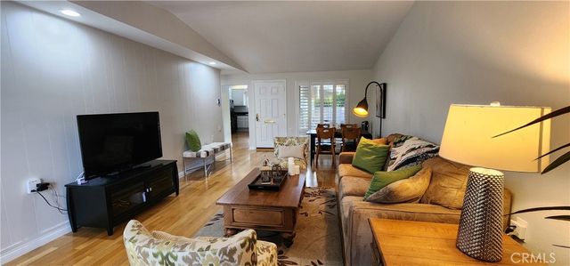 694 Avenida Sevilla C, Laguna Woods, CA 92637