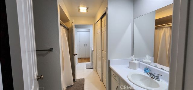 694 Avenida Sevilla C, Laguna Woods, CA 92637