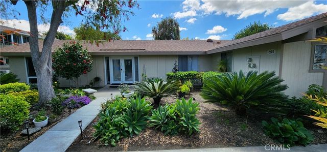 694 Avenida Sevilla C, Laguna Woods, CA 92637