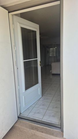 2805 Crosley Drive E Apt E, West Palm Beach, FL 33415