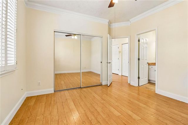 213 W Oaks Place, Woodstock, GA 30188
