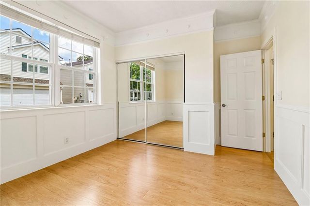 213 W Oaks Place, Woodstock, GA 30188