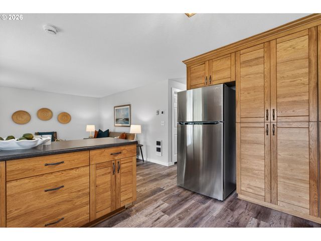 15209 Se SUNPARK Dr, Vancouver, WA 98683