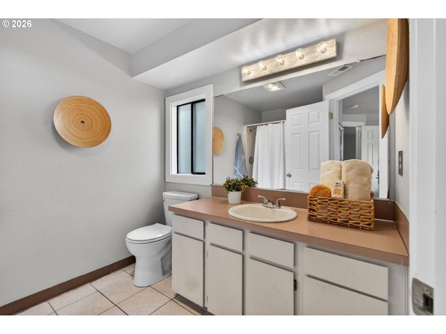 15209 Se SUNPARK Dr, Vancouver, WA 98683