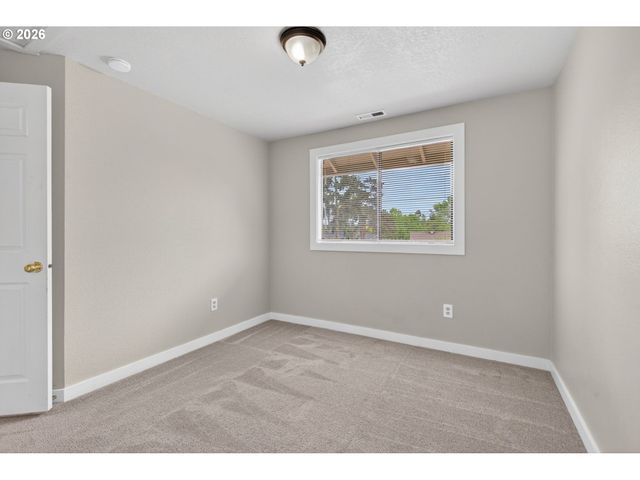 15209 Se SUNPARK Dr, Vancouver, WA 98683