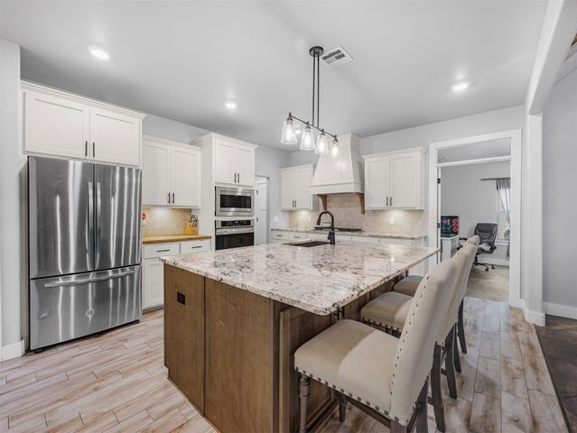5095 E Chestnut Drive, Claremore, OK 74019