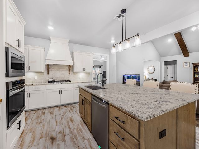 5095 E Chestnut Drive, Claremore, OK 74019