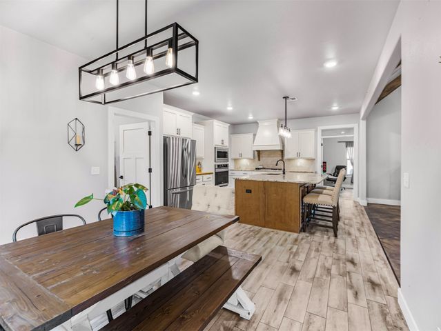 5095 E Chestnut Drive, Claremore, OK 74019