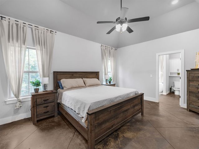5095 E Chestnut Drive, Claremore, OK 74019